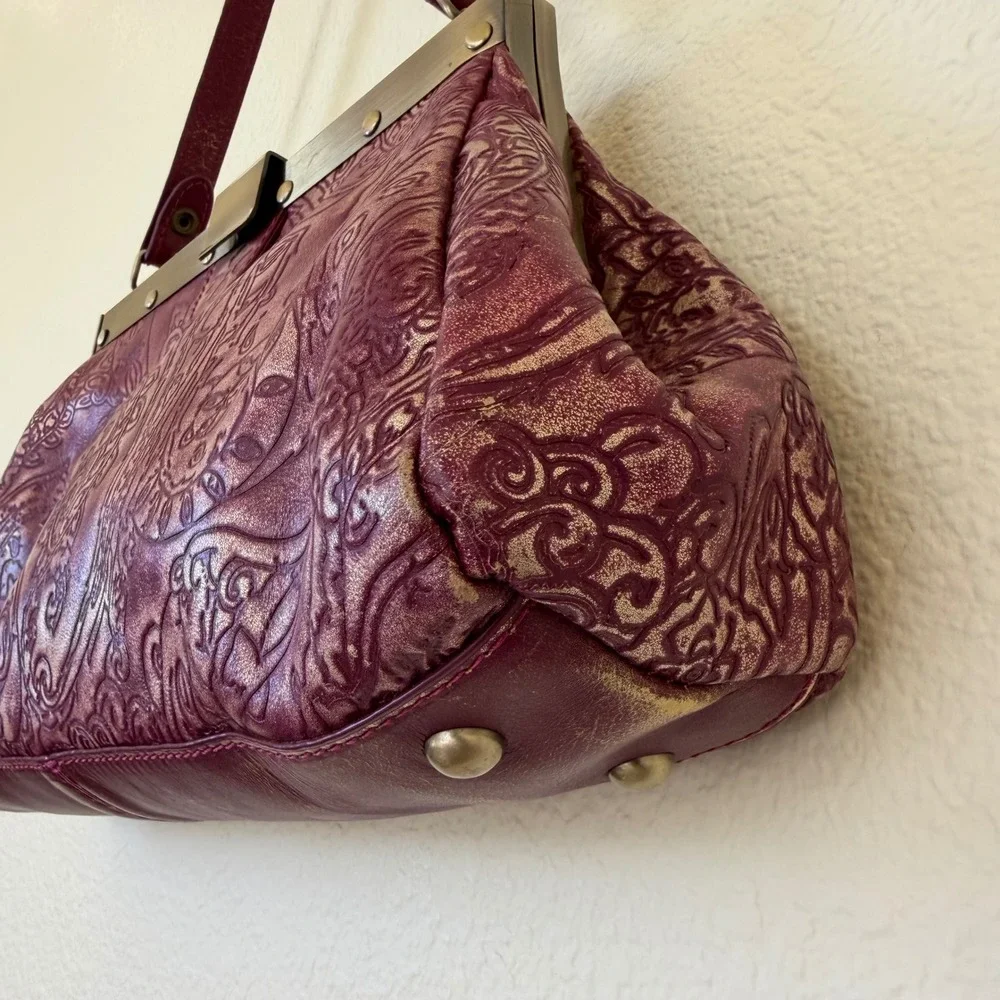Kisslock Shoulder Bag Tooled Leather Paisley Purple Gold Satchel Boho Whimsygoth - Picture 3 of 9